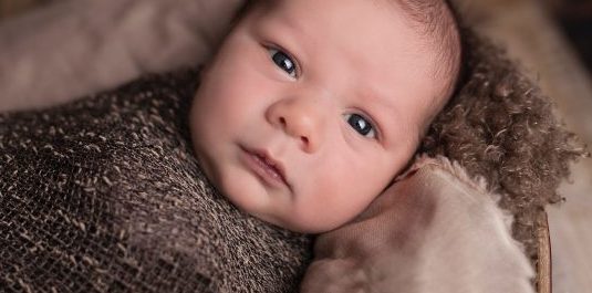 Stopping Swaddling: A Guide to How and When